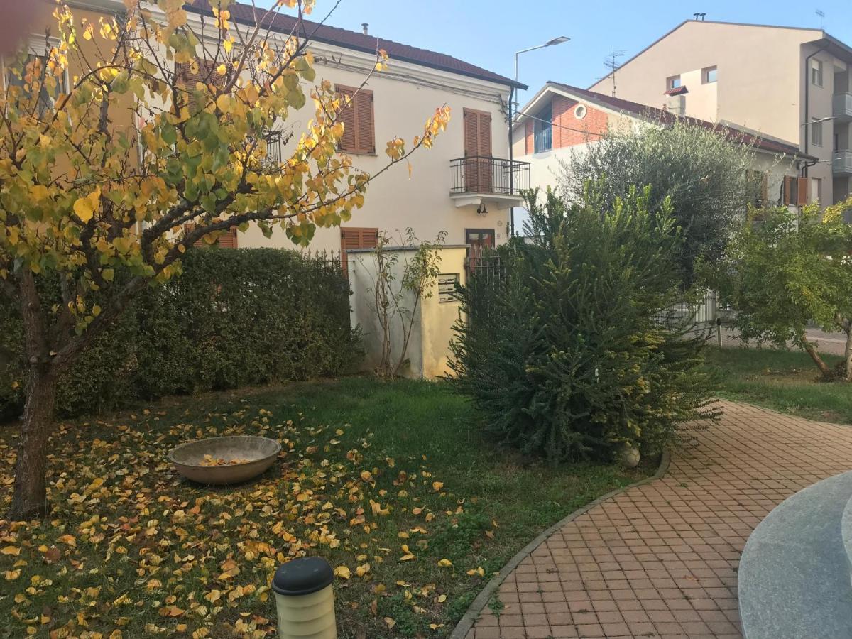 Ferienwohnung La Casa Del Melograno Alba  Exterior foto